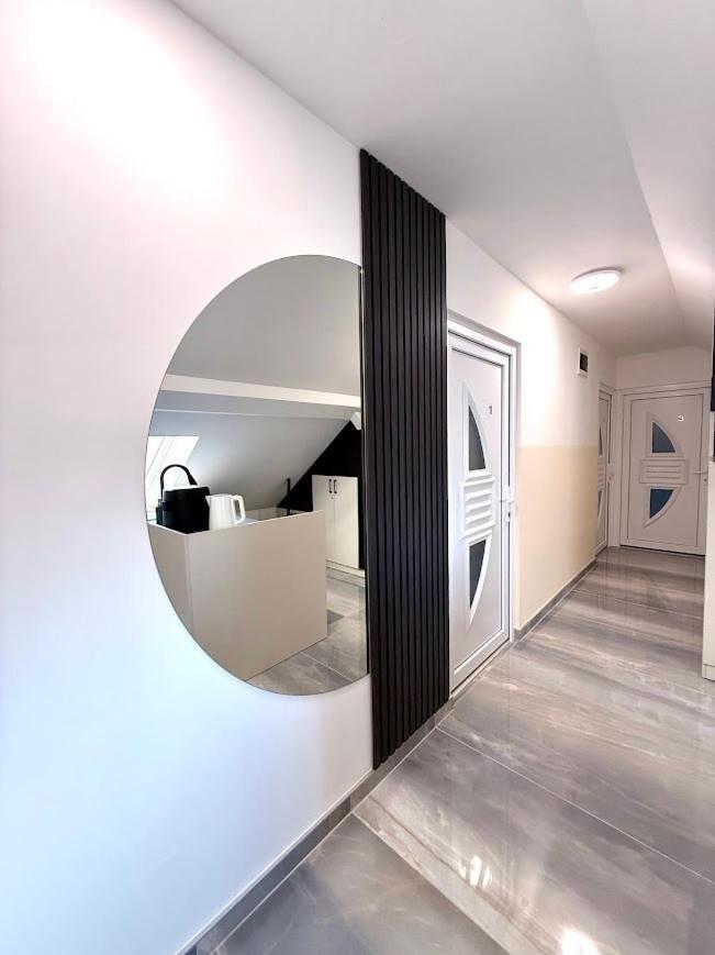 Hotel Kuriozum Vendeghaz à Szeged Extérieur photo