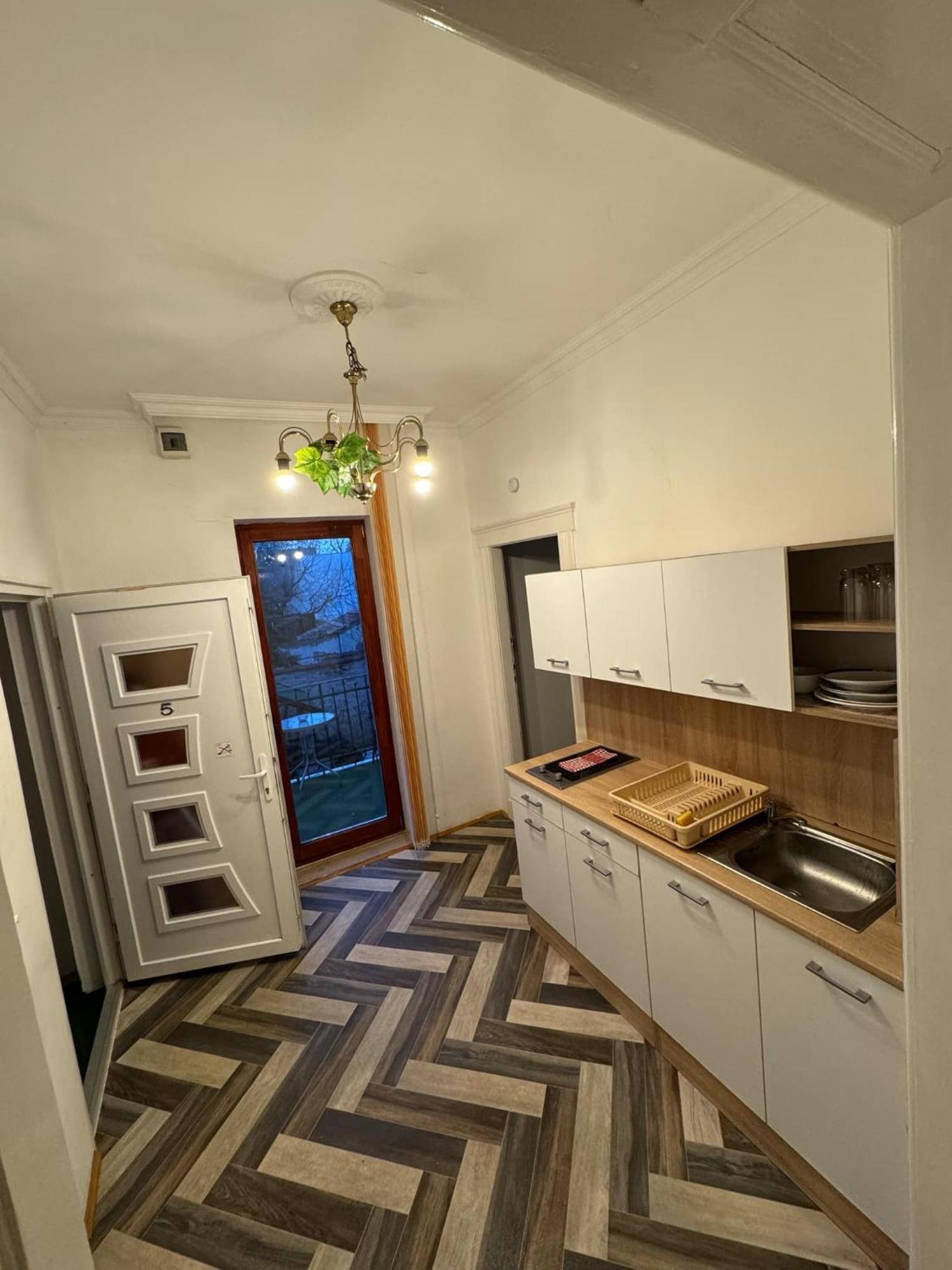 Hotel Kuriozum Vendeghaz à Szeged Extérieur photo