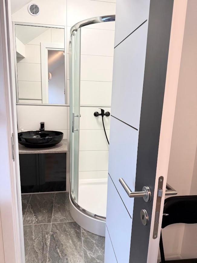 Hotel Kuriozum Vendeghaz à Szeged Extérieur photo